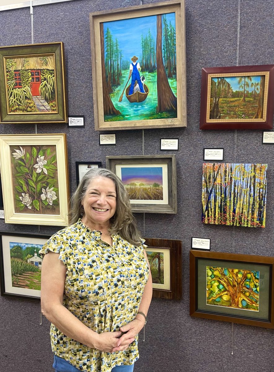 Sheryl+Hatcher%2C+a+local+Natchitoches+artist%2C+shares+some+of+her+art+showcased+at+the+Natchitoches+Art+Guild-Gallery.