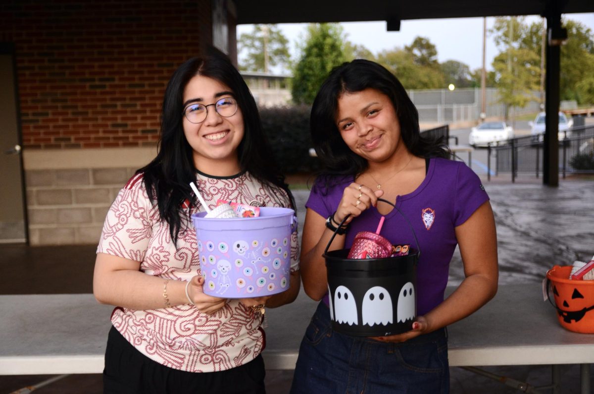 Winners of Loteria (Mexican Bingo type game).