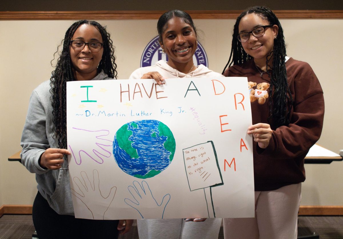 AAC members and volunteers came together to create posters for the MLK Day March for Justice & Peace happening on Jan. 19.